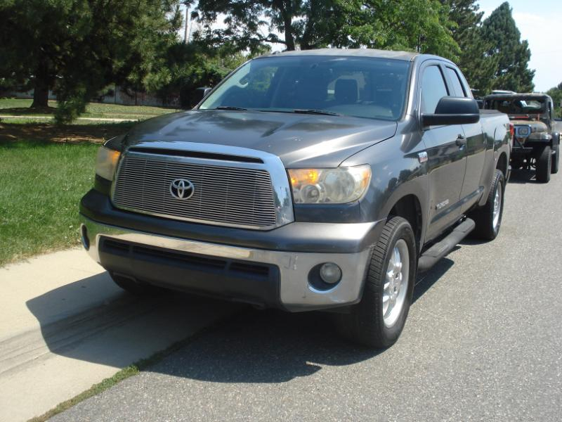 Toyota Tundra Tundra-Grade 5.7L FFV Double Cab 4WD 2011