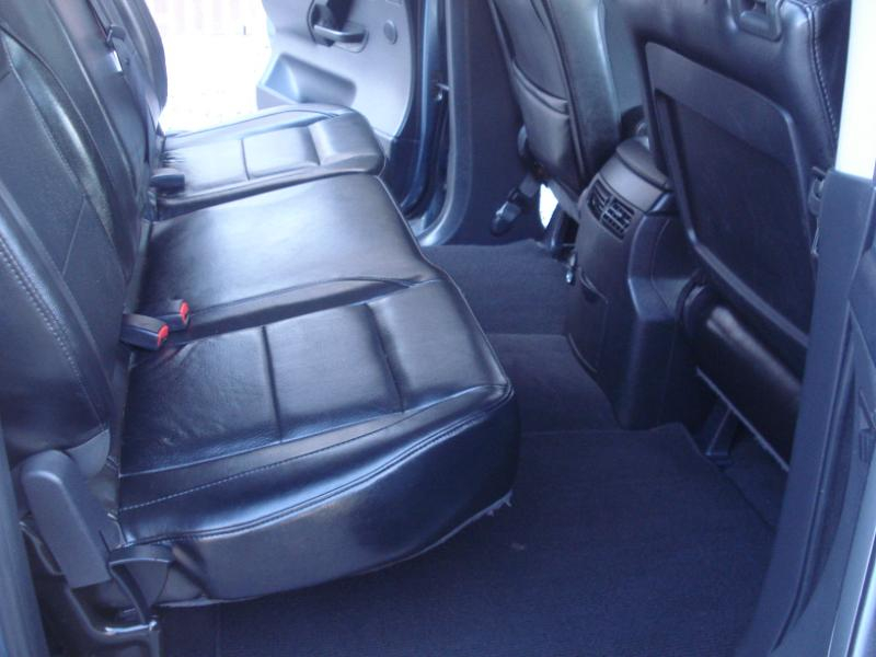 Nissan Titan SL Crew Cab 4WD 2011