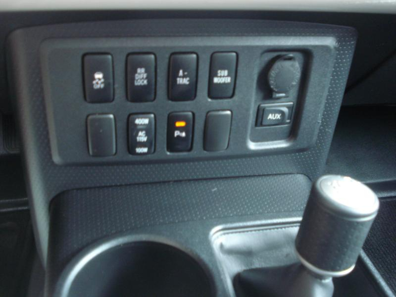 Toyota FJ Cruiser 4WD AT 2010
