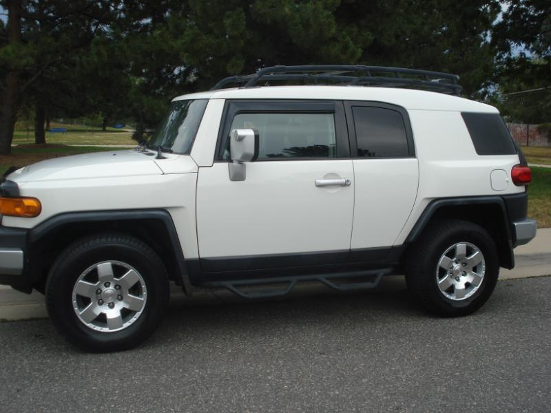 Toyota FJ Cruiser 4WD AT 2010