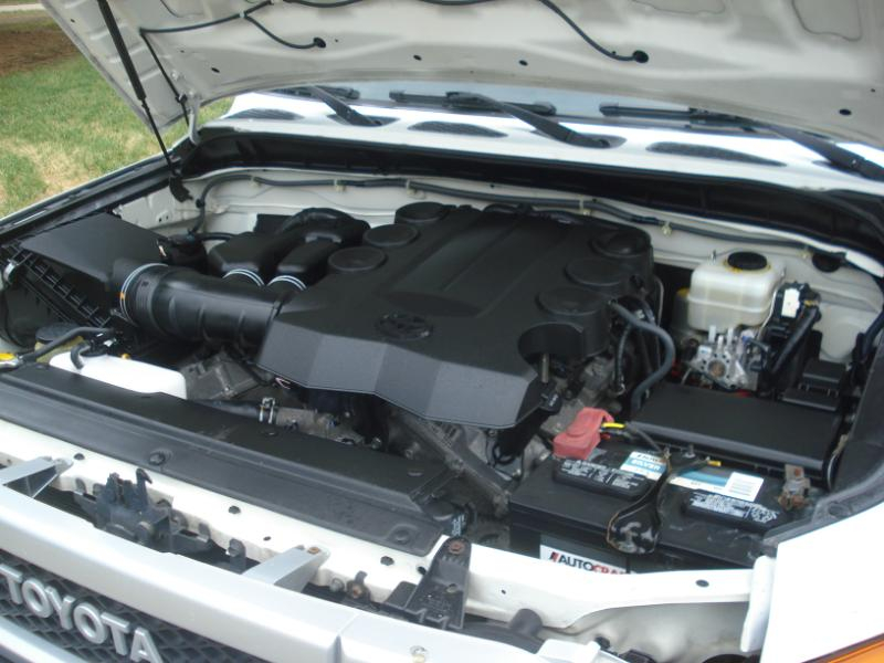 Toyota FJ Cruiser 4WD AT 2010