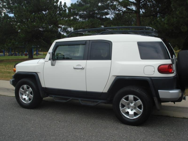 Toyota FJ Cruiser 4WD AT 2010