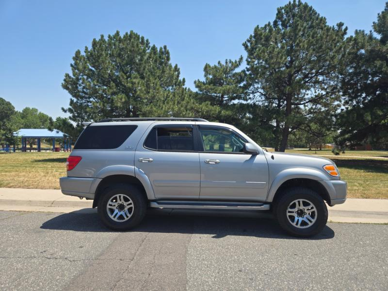 Toyota Sequoia SR5 2WD 2004