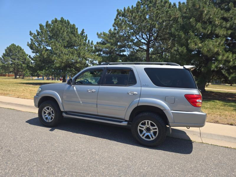 Toyota Sequoia SR5 2WD 2004