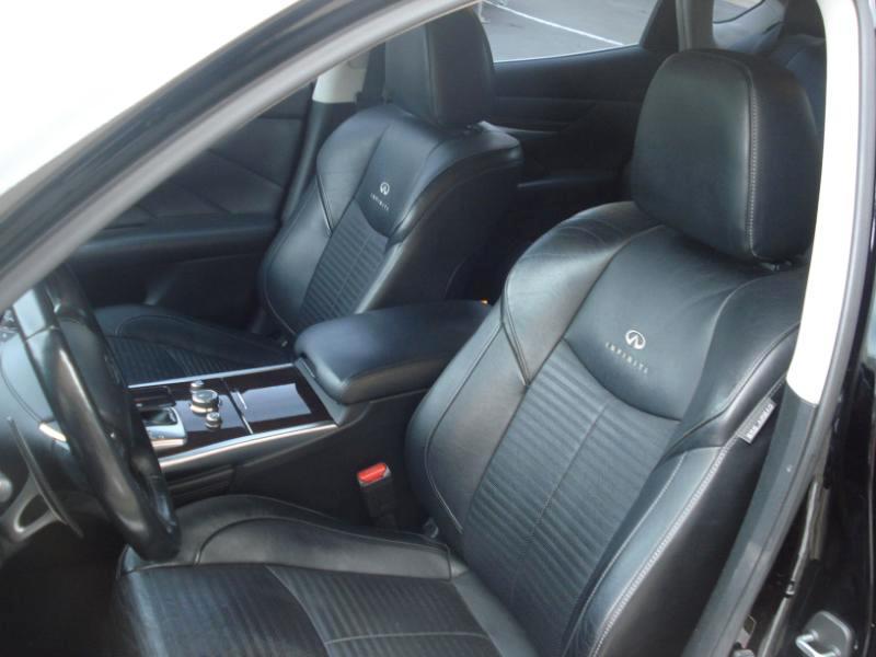 Infiniti M37 photo 20