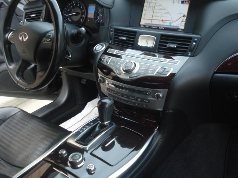 Infiniti M37 photo 21