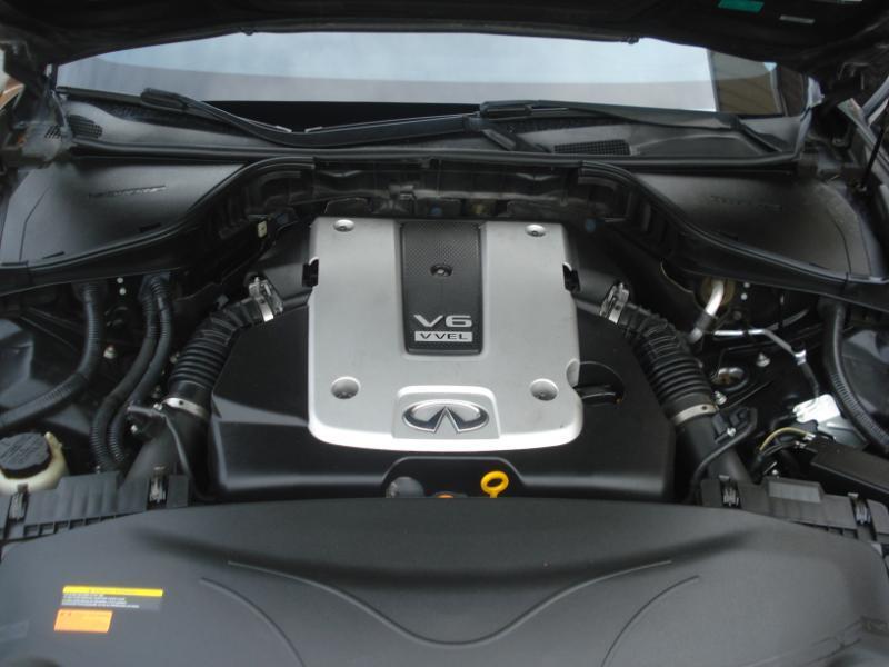 Infiniti M37 photo 24