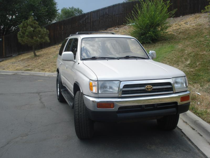 Toyota 4Runner SR5 4WD 1997