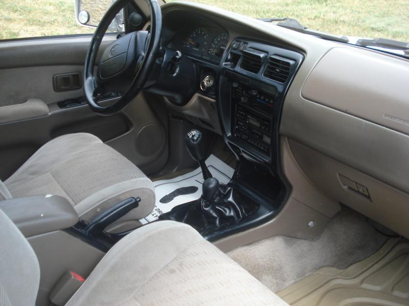 Toyota 4Runner SR5 4WD 1997