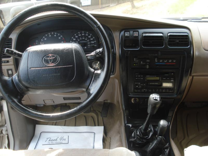 Toyota 4Runner SR5 4WD 1997