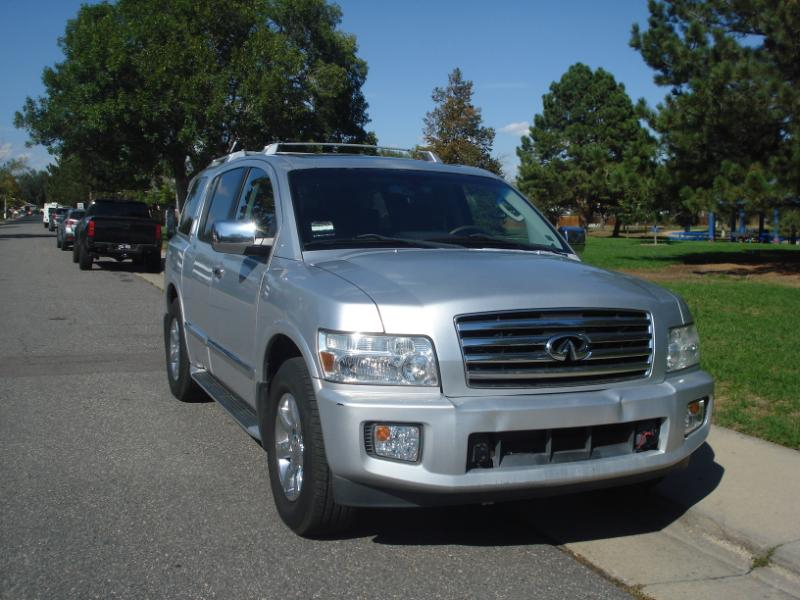 Infiniti QX56 AWD 2004