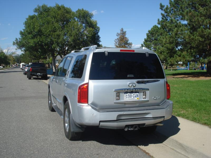 Infiniti QX56 AWD 2004
