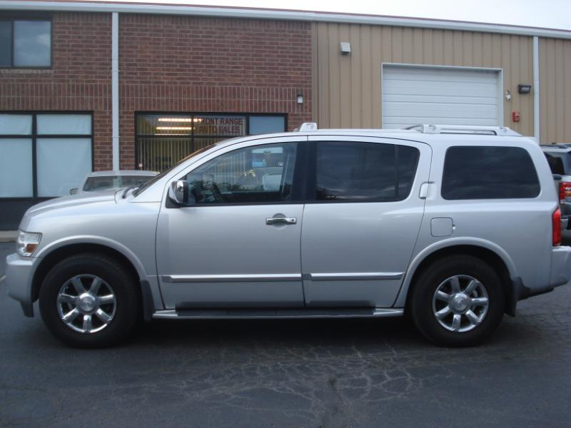 Infiniti QX56 AWD 2004