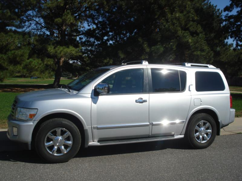 Infiniti QX56 AWD 2004