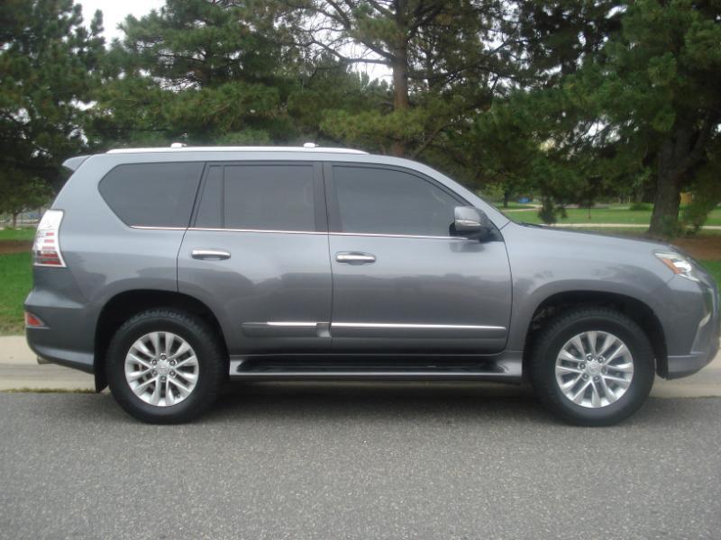 Lexus GX photo 9