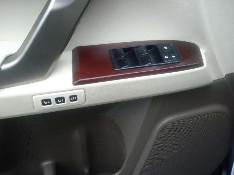 Lexus GX photo 26