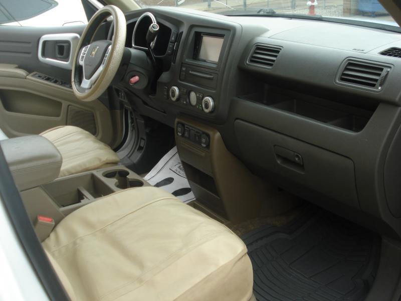 Honda Ridgeline photo 8