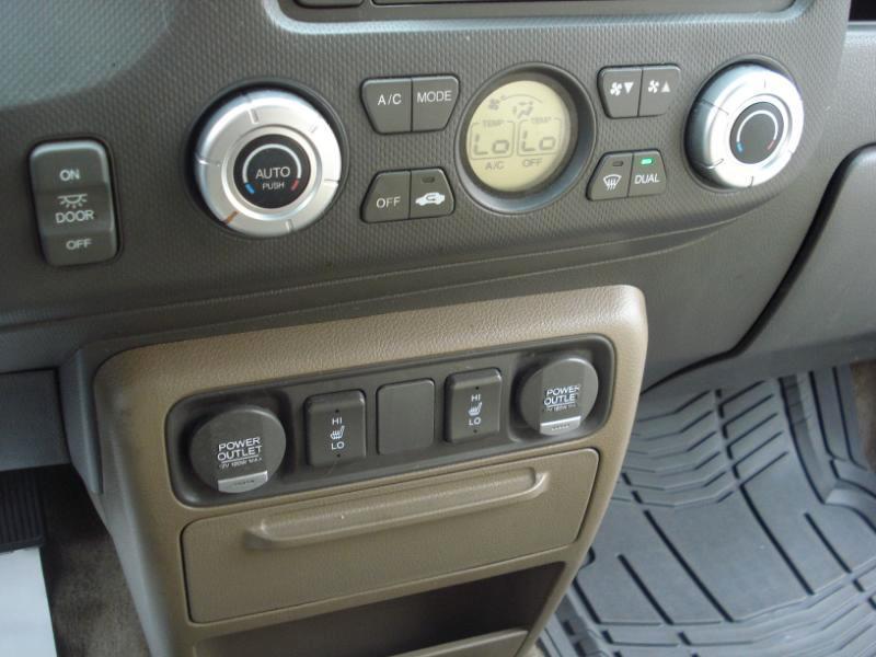 Honda Ridgeline photo 15