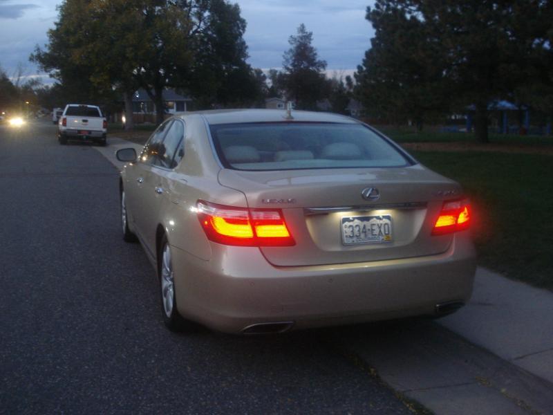 Lexus LS photo 4