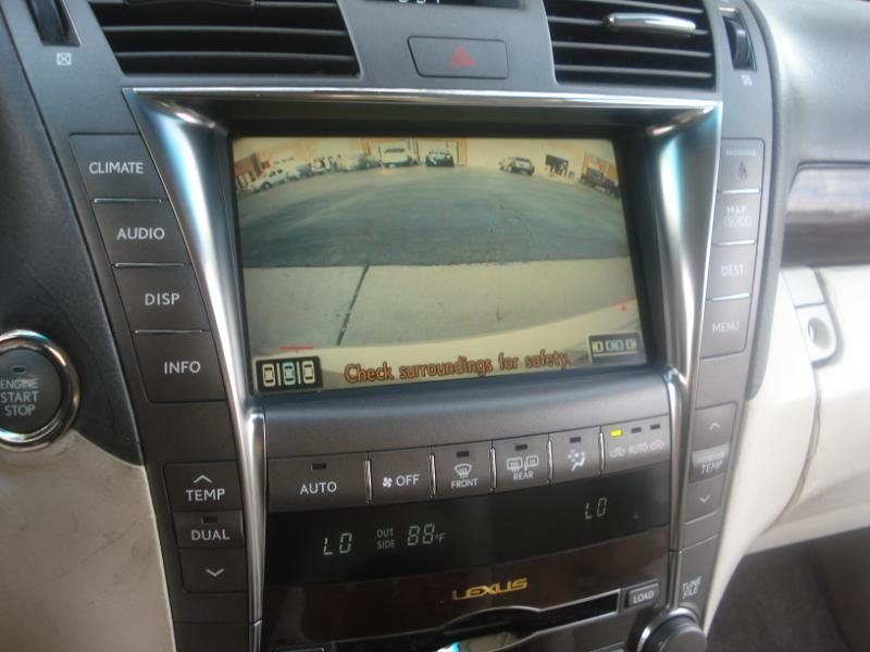 Lexus LS 460 Luxury Sedan 2007