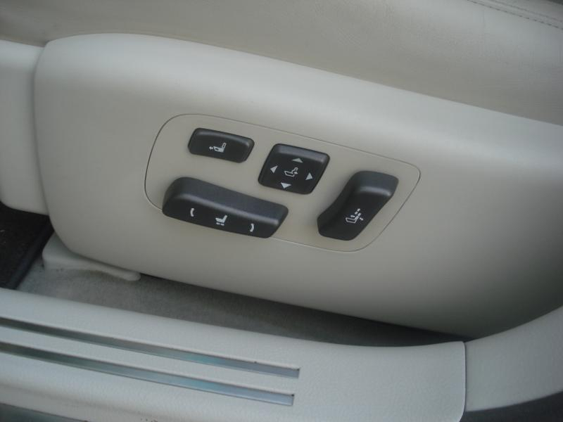 Lexus LS 460 Luxury Sedan 2007