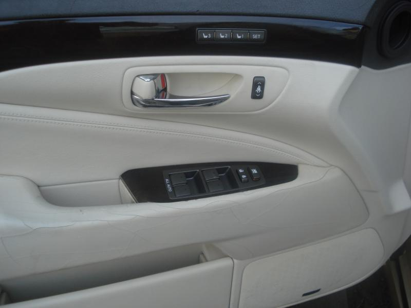 Lexus LS 460 Luxury Sedan 2007