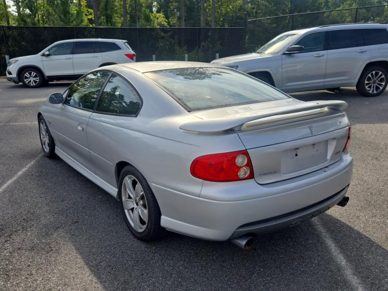 Pontiac GTO Coupe 2005