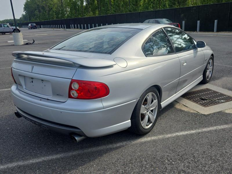 Pontiac GTO Coupe 2005