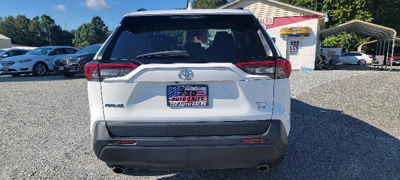 Toyota RAV4 XLE AWD 2023