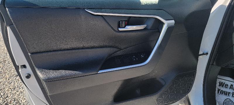 Toyota RAV4 XLE AWD 2023