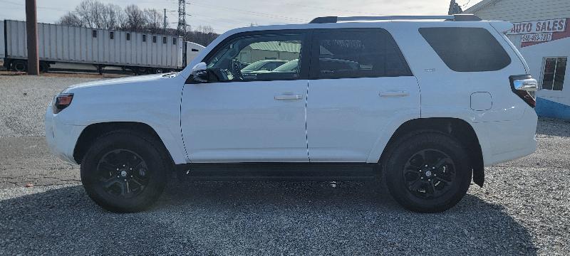 Toyota 4Runner SR5 Premium 4WD 2024