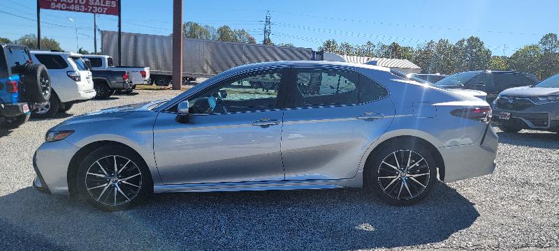 Toyota Camry SE Nightshade Edition 2024