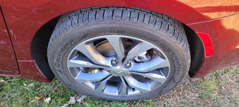 Chrysler Pacifica Limited 2017