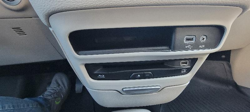 Chrysler Pacifica Limited 2017