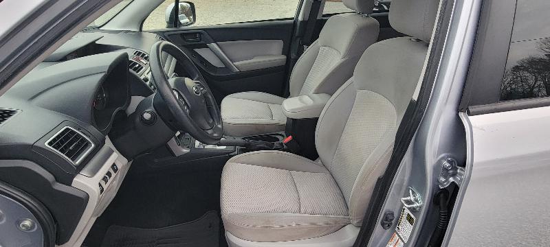 Subaru Forester 2.5i Premium PZEV CVT 2016