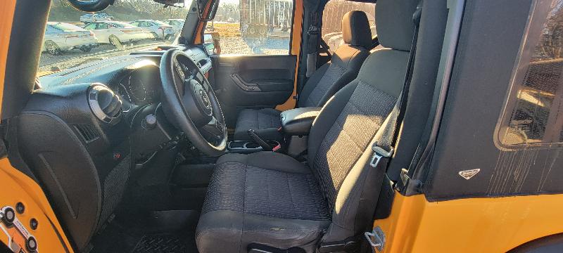 Jeep Wrangler Sport 4WD 2012