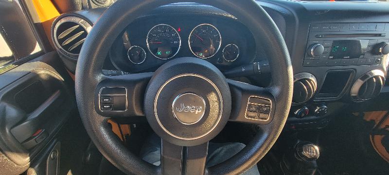 Jeep Wrangler Sport 4WD 2012