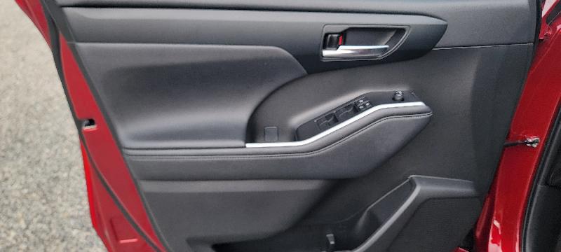 Toyota Highlander XLE 4D SUV AWD 2023