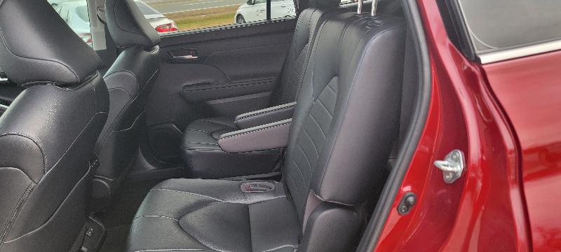 Toyota Highlander XLE 4D SUV AWD 2023