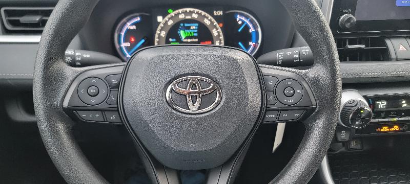 Toyota RAV4 Hybrid LE 2025