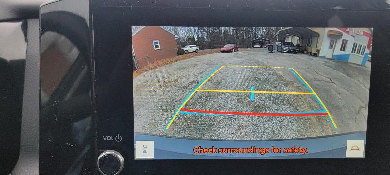 Toyota Camry Hybrid LE 2025