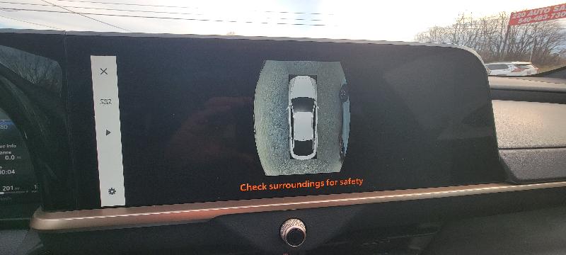 Toyota Crown Limited 4D Sedan AWD 2025