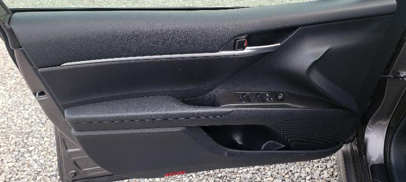 Toyota Camry SE 2024