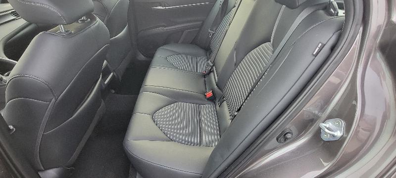 Toyota Camry SE 2024