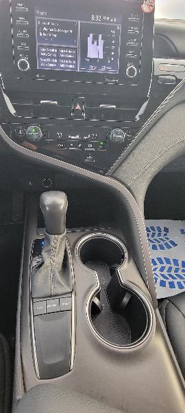 Toyota Camry SE 2024