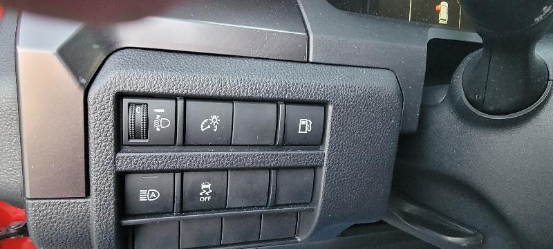 Toyota 4Runner SR5 V6 4D SUV 4WD 2025