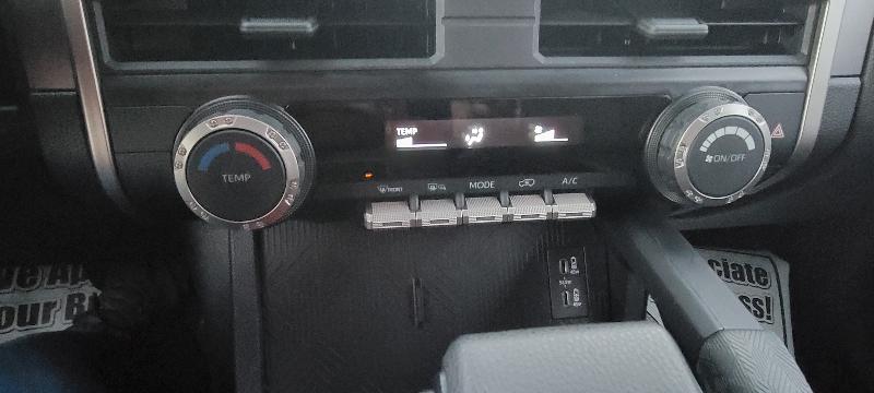 Toyota 4Runner SR5 V6 4D SUV 4WD 2025