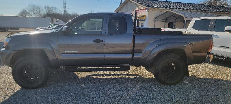 Toyota Tacoma Access Cab V6 4WD 2011