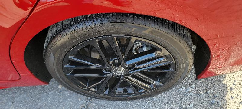 Toyota Camry Hybrid SE 2025