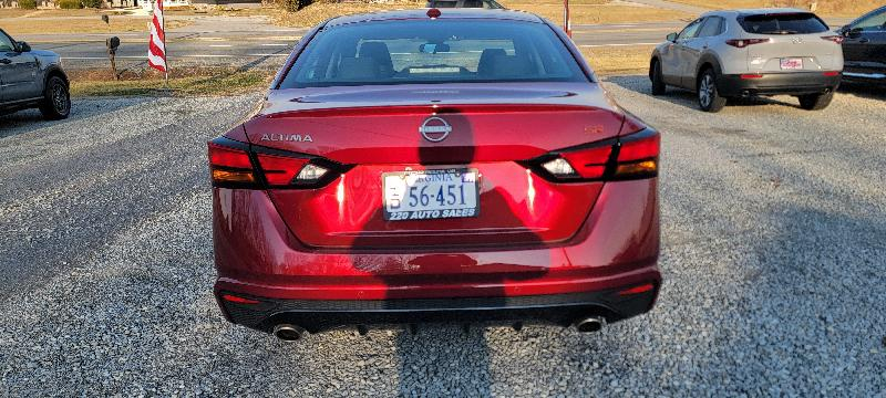 Nissan Altima 2.5 SR 2024